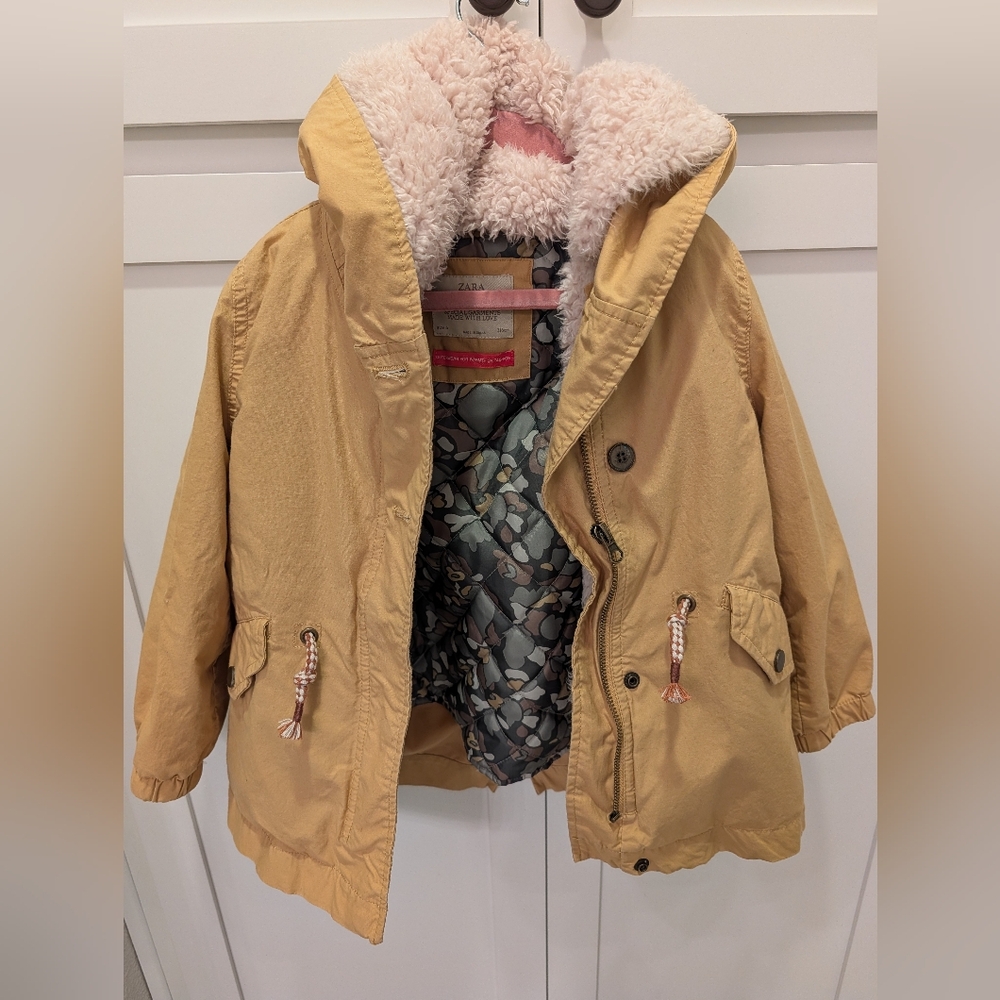 Zara Kids Beige Puffer Jacket with Sherpa Lining